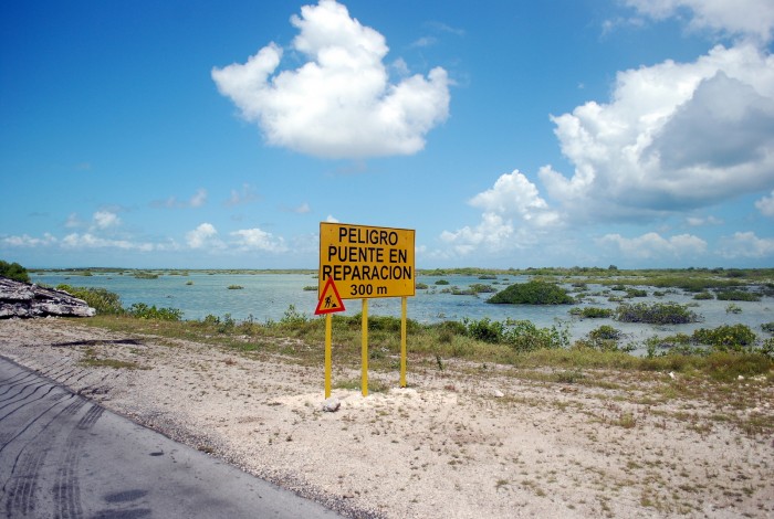 Cuba: La strada per cayo Las Brujas Cuba: La strada per cayo Las Brujas