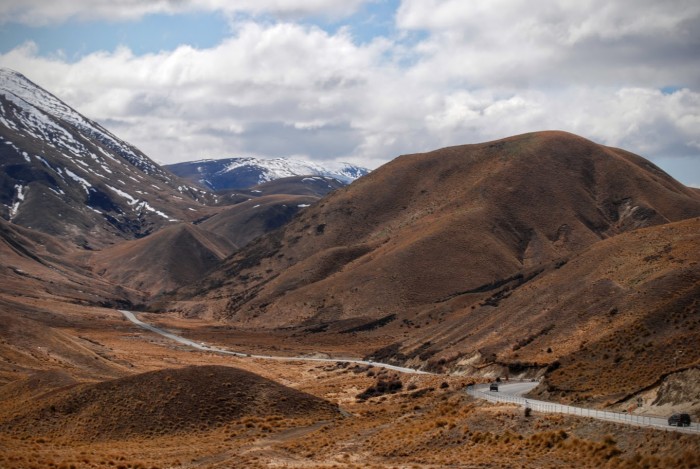 Driving in New Zealand: Lindis Pass